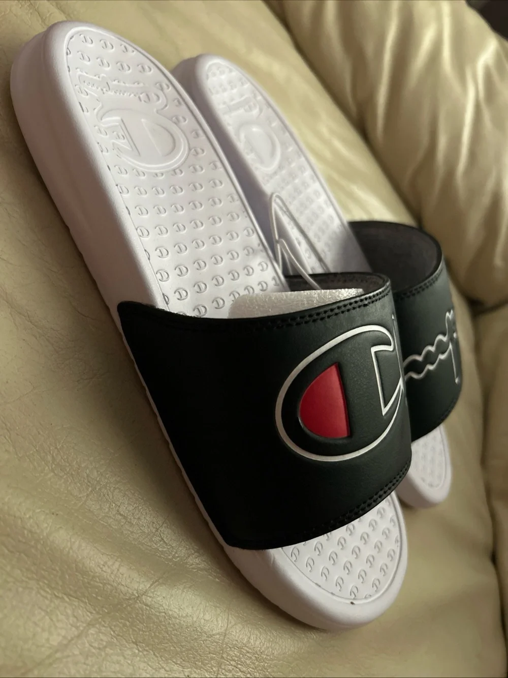 Champion Men’s  Slide Sandals Size 7 White-Black Lightweight Slip-On Style New!